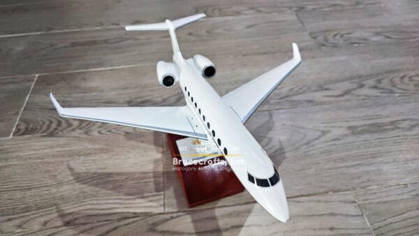 Gulfstream G700 Qatar Executive with detailed craftsmanship.